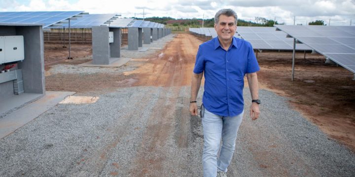 Jucá usina de energia solar