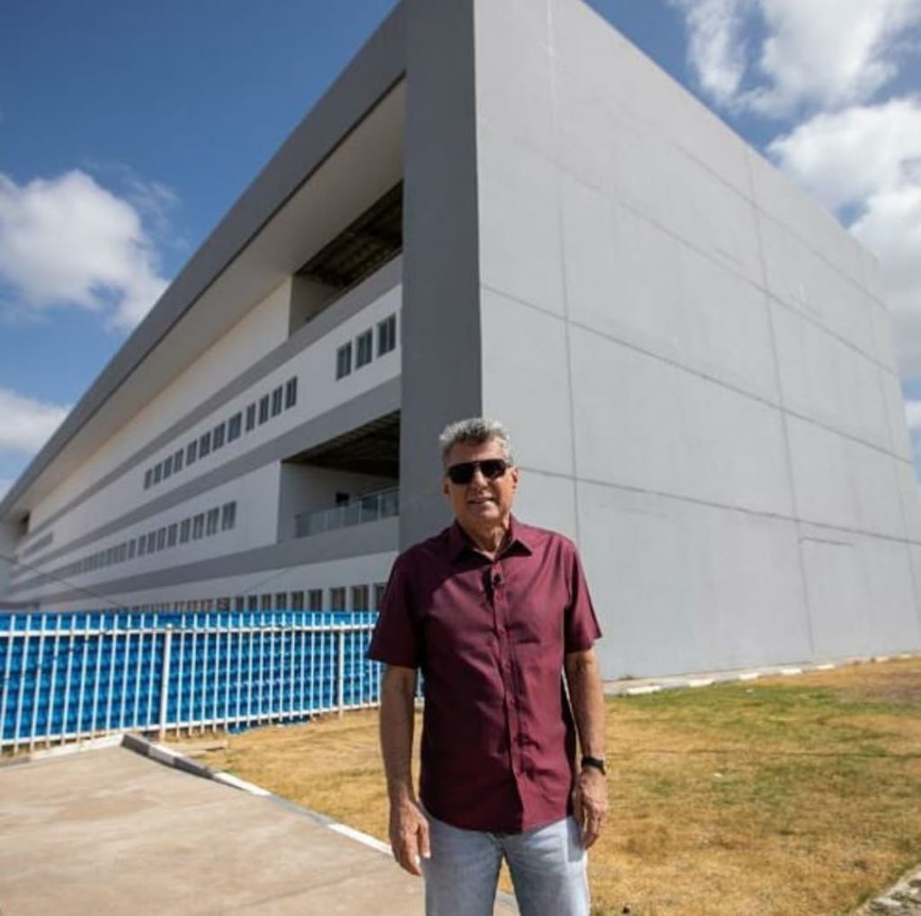Jucá cobrou inauguração do novo Bloco do Hospital Geral de Roraima