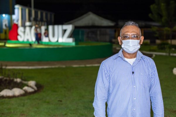 Marcelino Pereira na Praça de São Luiz. Desenvolvimento dos municípios