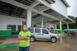 Esiel Lopes em Rodoviária construída no Amajari com recursos do senador de Roraima