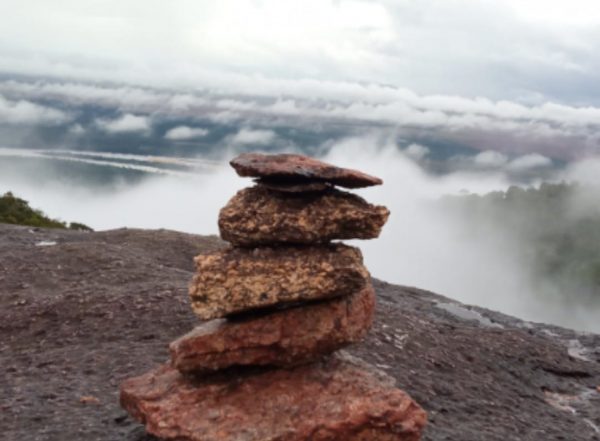 Imagem de cima da Serra Grande, no Cantá. Asfalto em vicinais irá facilitar o acesso