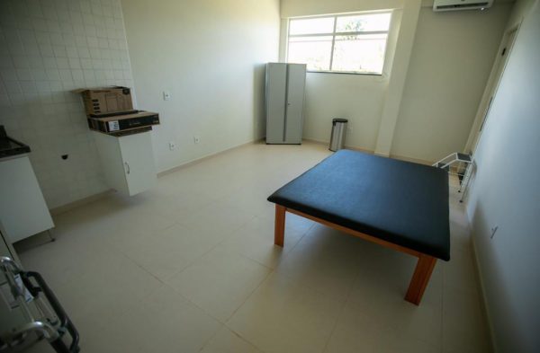 Os equipamentos auxiliam na reabilitação