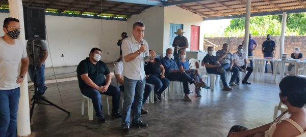 Jucá falando em Campos Novos