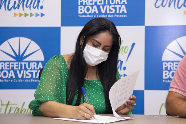 Prefeita de Caracaraí Dianiery iluminação Caracaraí