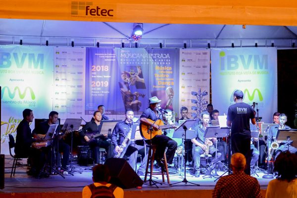 O que fazer a noite em Boa Vista? aproveite os shows musicais nas praças da cidade