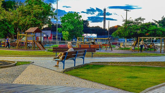 Final de tarde na Praça da Bandeira