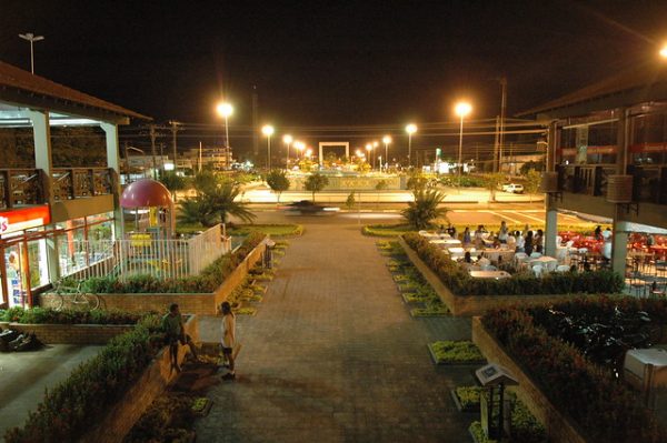 Pizzaria e restaurantes do Velia Coutinho