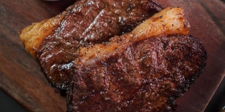 O Churrasqueiro serve carnes nobres