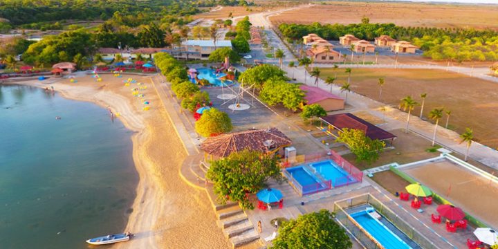 Parque aquático: EcoPark e AquaMak são roteiros para fugir da rotina