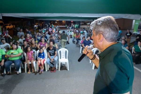 Jucá fala sobre ouvir a população