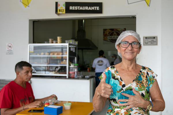 Dona Vanda é uma das comerciantes mais antigas do Mercado Municipal de Boa Vista