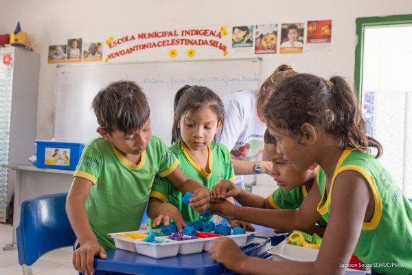 Alunos indígenas de Boa Vista