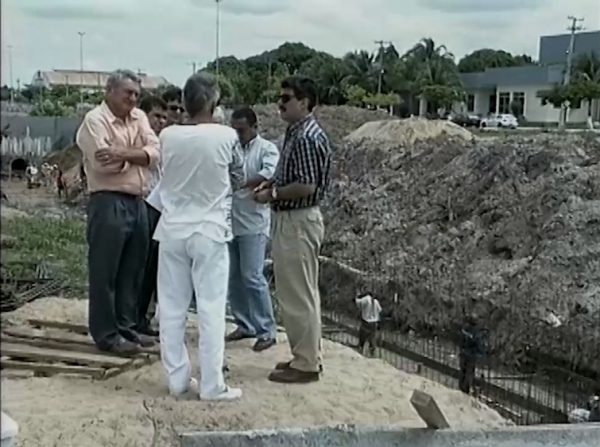 Romero Jucá na obra da Vala do Ayrton Senna