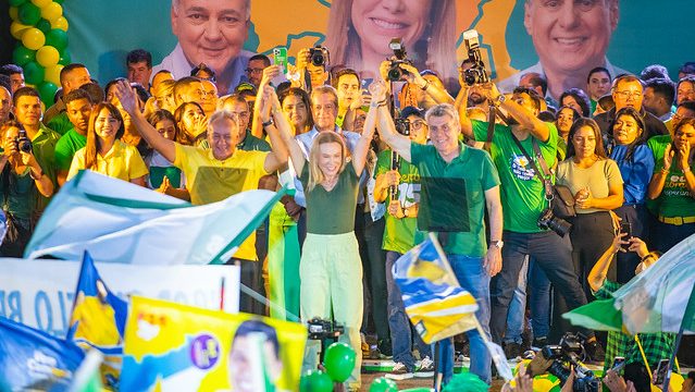 Teresa tenta o Governo pela primeira vez. Não tem essa de 30 anos no poder