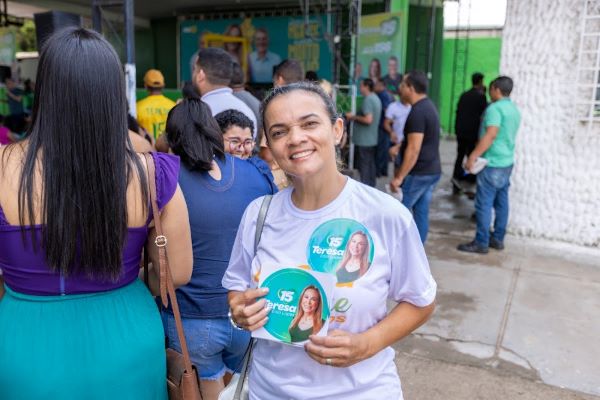 Djenane Medeiros quer um educação melhor para as filhas