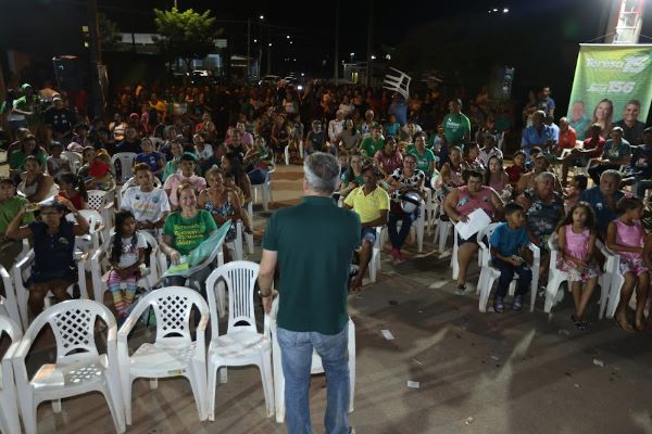 Romero Jucá em reunião no Baliza