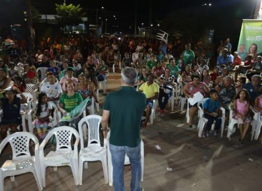 Romero Jucá em reunião no Baliza